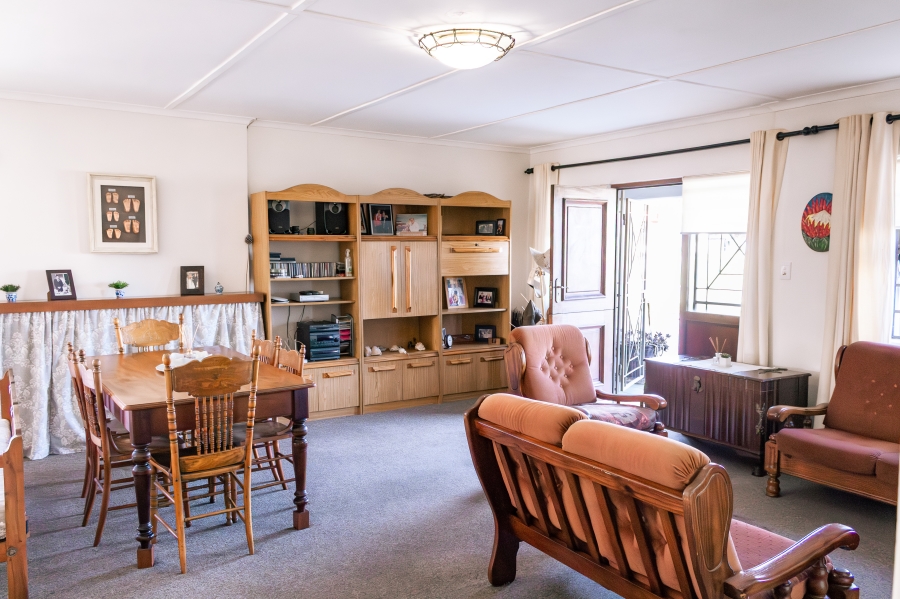 3 Bedroom Property for Sale in De Kelders Western Cape